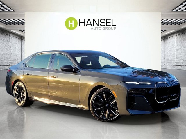 2026 BMW 7 Series 740i - Photo 21