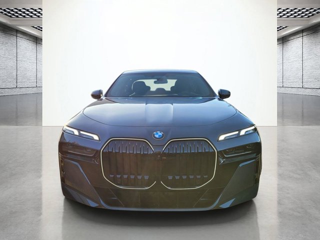 2026 BMW 7 Series 740i - Photo 23