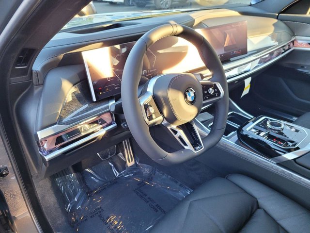 2026 BMW 7 Series 740i - Photo 28