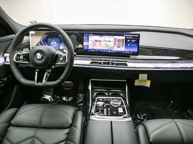 2026 BMW 7 Series 740i - Photo 41