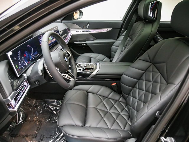 2026 BMW 7 Series 740i - Photo 47