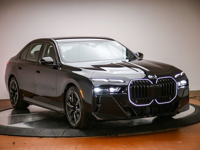 2026 BMW 7 Series 740i - Photo 34