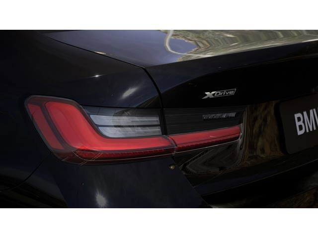2026 BMW 3 Series 330i - Photo 22