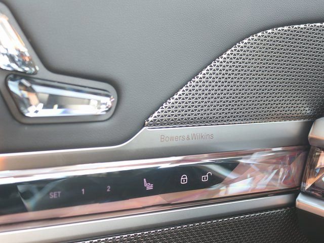 2025 BMW 7 Series 760i - Photo 18