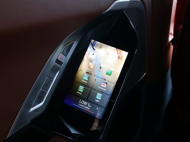 2025 BMW 7 Series 760i - Photo 27