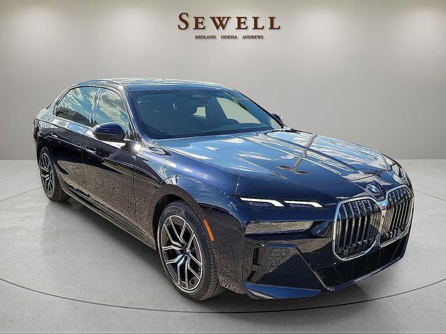 2026 BMW 7 Series 760i - Photo 37
