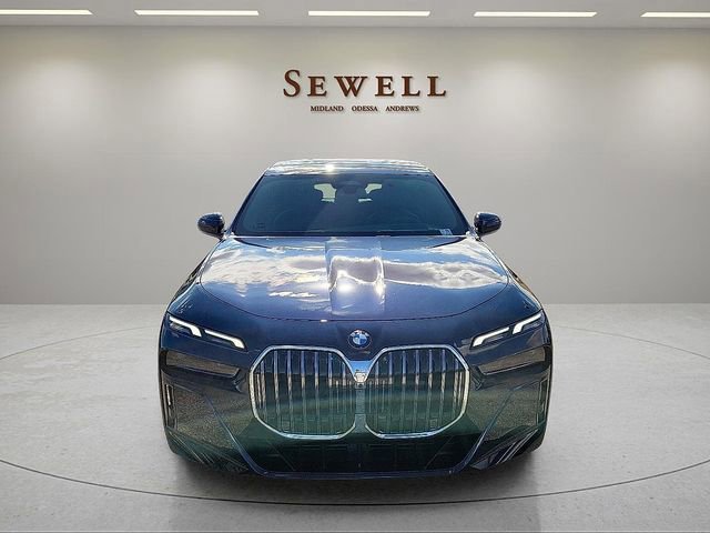 2026 BMW 7 Series 760i - Photo 38