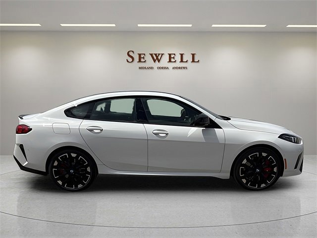 2025 BMW 2 Series M235 - Photo 6