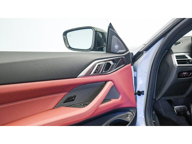 2027 BMW 4 Series 430i - Photo 54