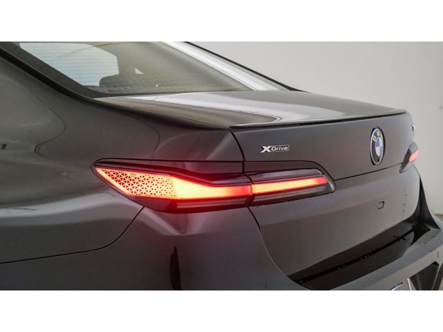 2026 BMW 7 Series 750e - Photo 44