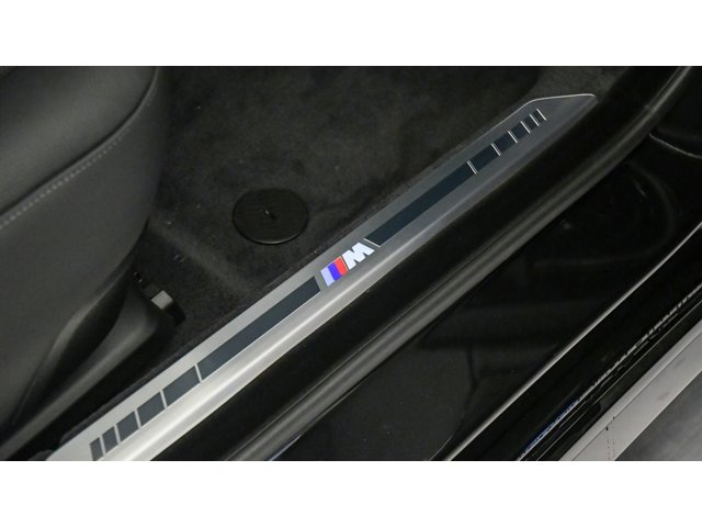 2026 BMW 7 Series 750e - Photo 52