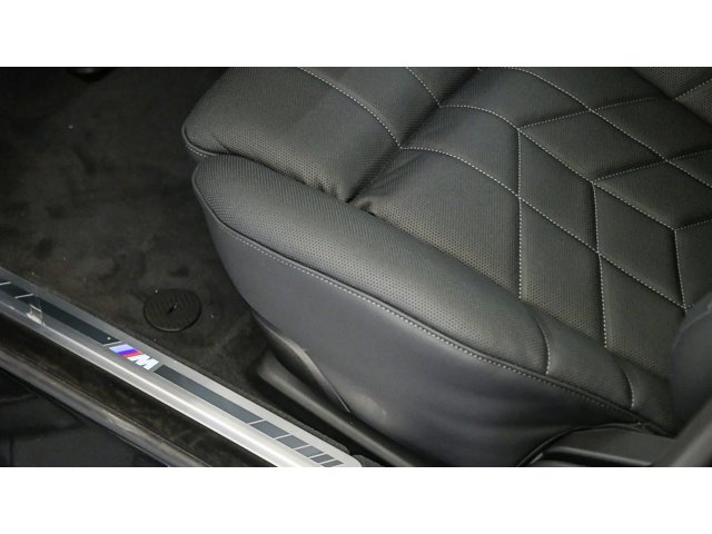 2026 BMW 7 Series 750e - Photo 61