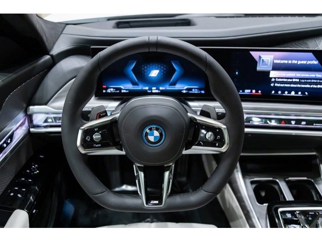 2026 BMW 7 Series 750e - Photo 45