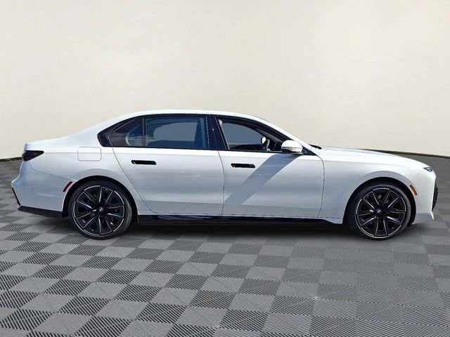 2026 BMW 7 Series 750e - Photo 23