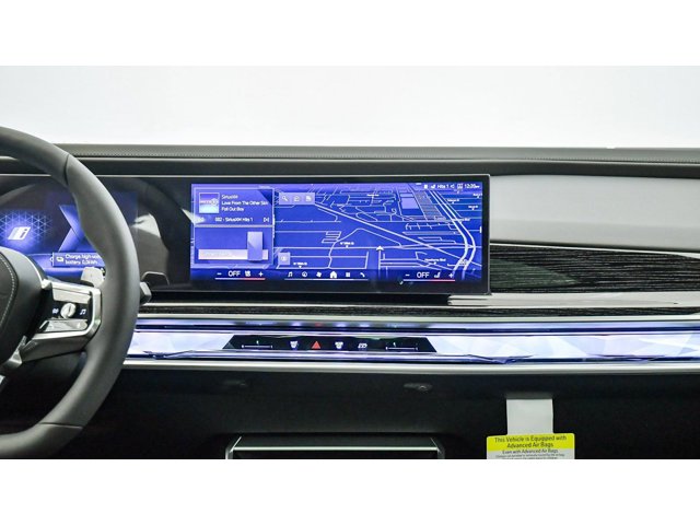 2026 BMW 7 Series 750e - Photo 49