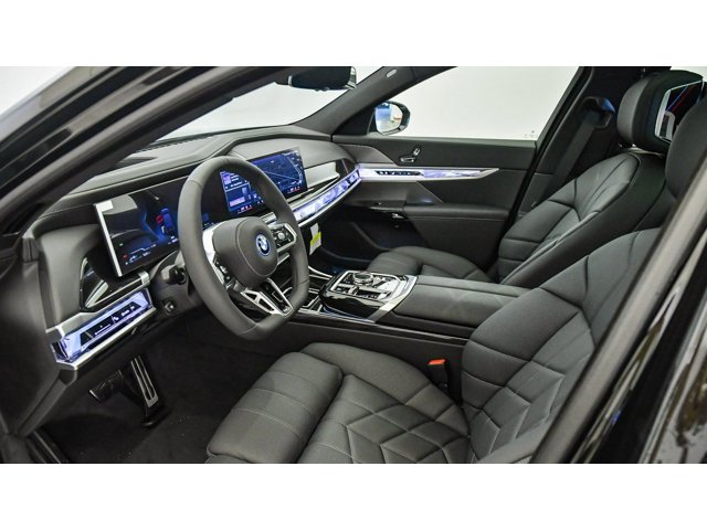 2026 BMW 7 Series 750e - Photo 56