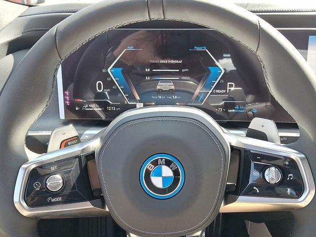 2026 BMW 7 Series 750e - Photo 31