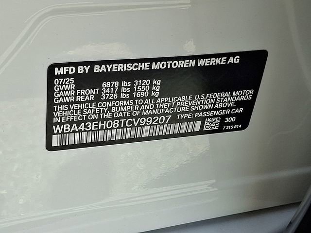 2026 BMW 7 Series 750e - Photo 32