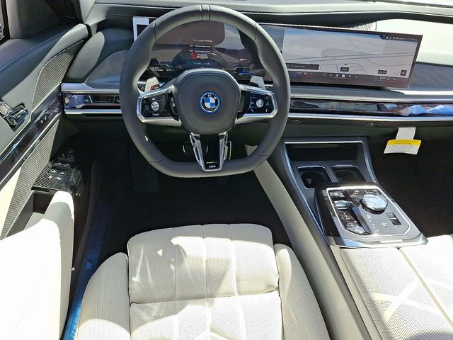 2026 BMW 7 Series 750e - Photo 26