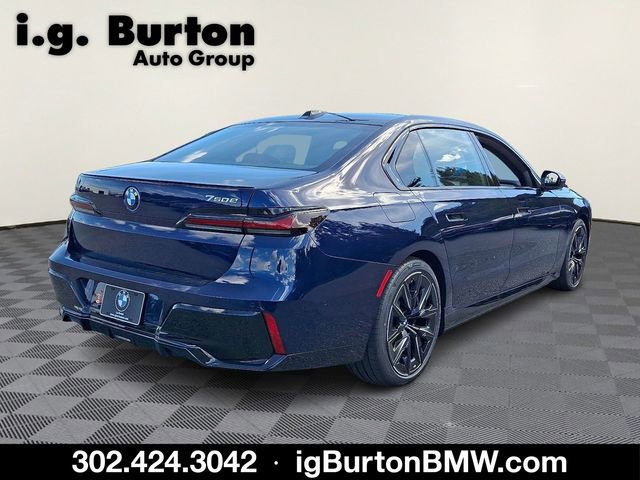 2026 BMW 7 Series 750e - Photo 22