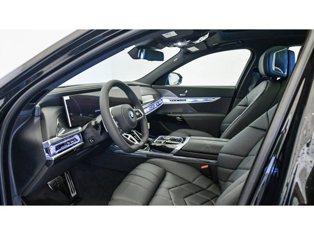 2026 BMW 7 Series 750e - Photo 56