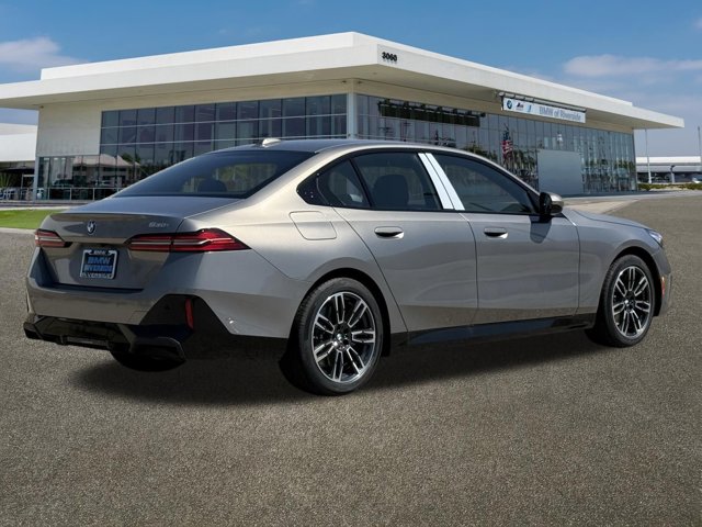 New 2026 Oxide Grey Metallic BMW 530i image 10