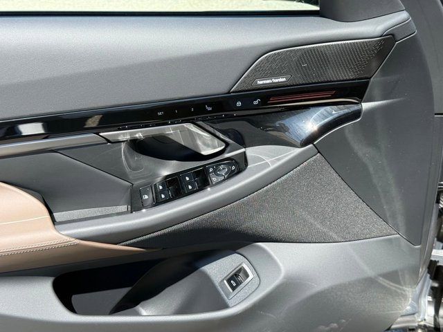 New 2026 Oxide Grey Metallic BMW 530i image 19