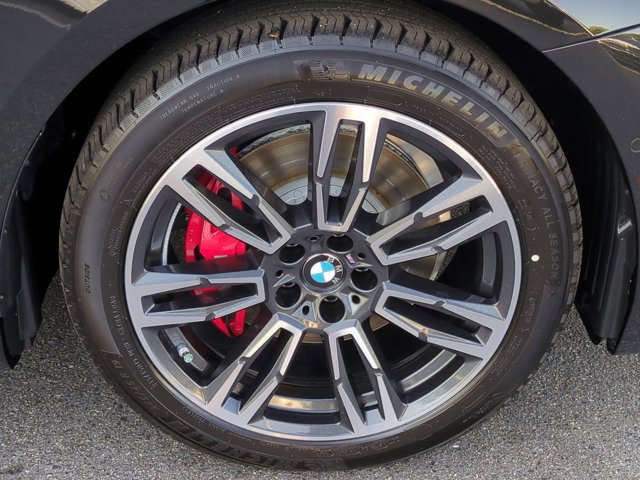 New 2027 Black Sapphire Metallic BMW 530i image 13