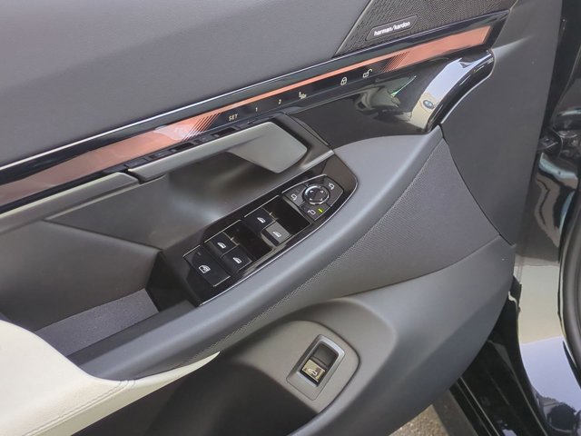 New 2027 Black Sapphire Metallic BMW 530i image 15