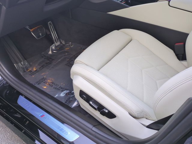 New 2027 Black Sapphire Metallic BMW 530i image 17