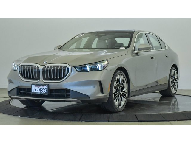 2024 BMW 5 Series 530i