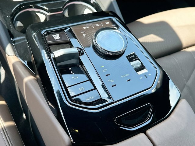 2026 BMW 5 Series 530i - Photo 12