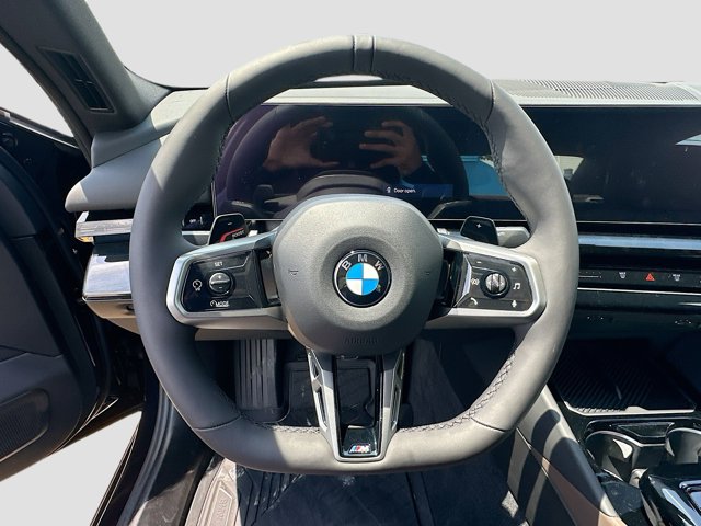 2026 BMW 5 Series 530i - Photo 7