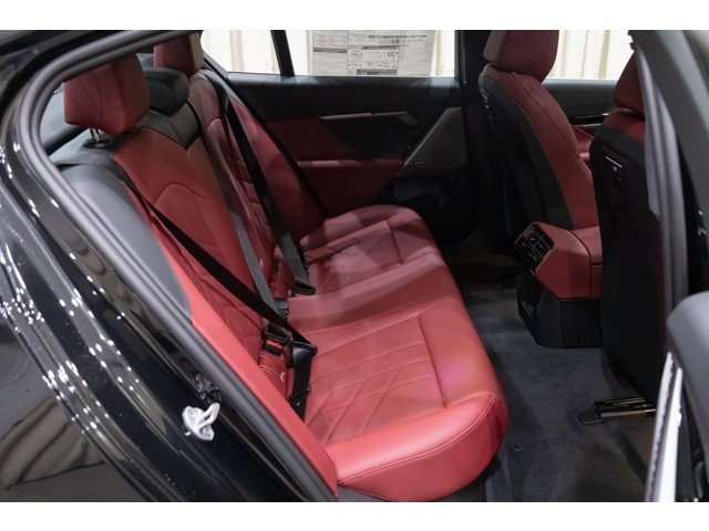 2026 BMW 5 Series 530i - Photo 37