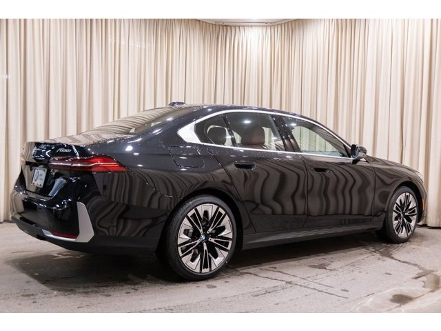 2026 BMW 5 Series 530i - Photo 30