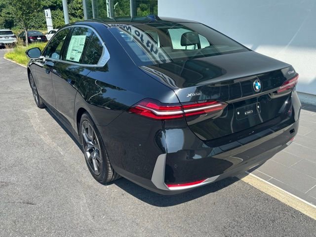 2026 BMW 5 Series 530i - Photo 9