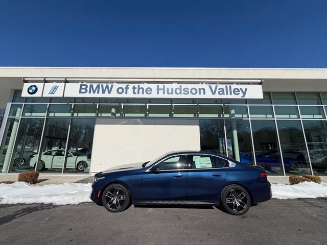 2026 BMW 5 Series 530i xDrive