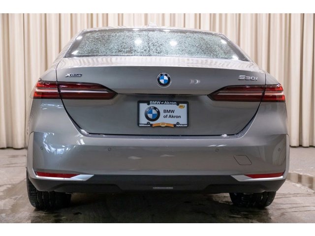 2026 BMW 5 Series 530i - Photo 28