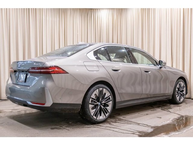 2026 BMW 5 Series 530i - Photo 30