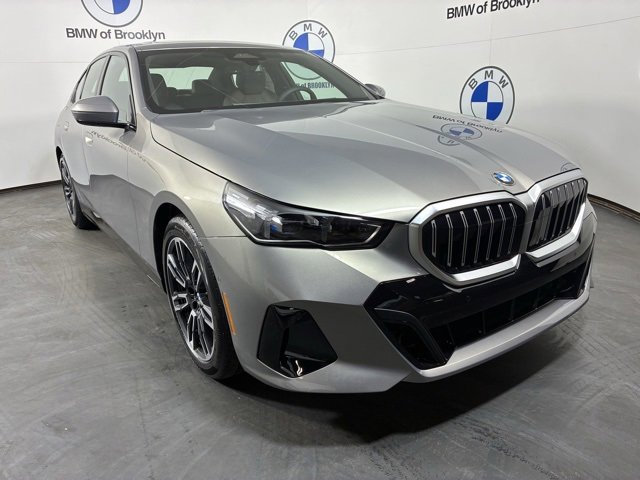 2026 BMW 5 Series 530i xDrive
