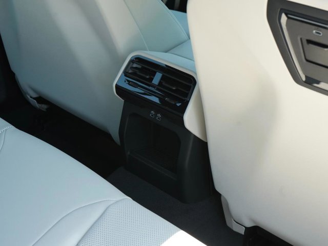 2026 BMW 5 Series 530i - Photo 41