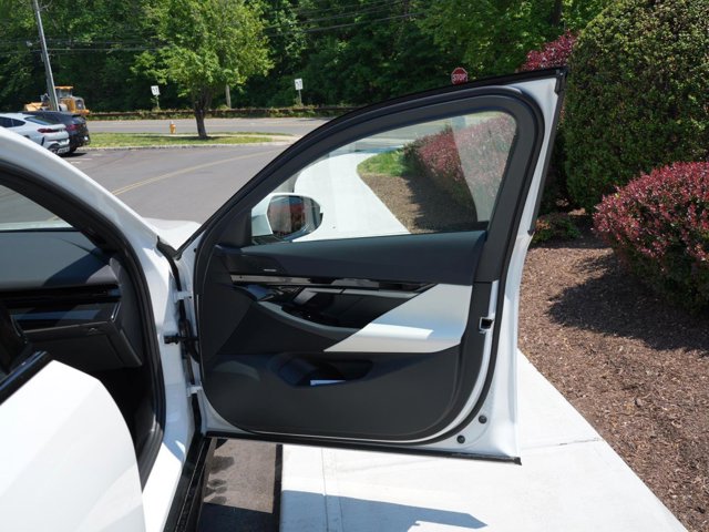 2026 BMW 5 Series 530i - Photo 58
