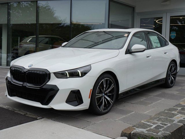 2026 BMW 5 Series 530i - Photo 31