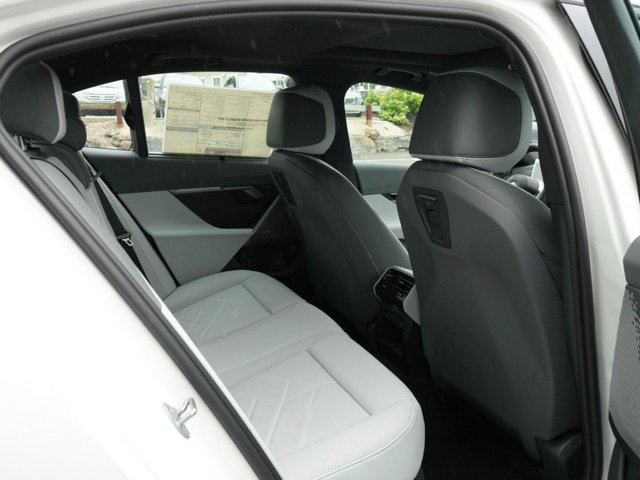 2026 BMW 5 Series 530i - Photo 40