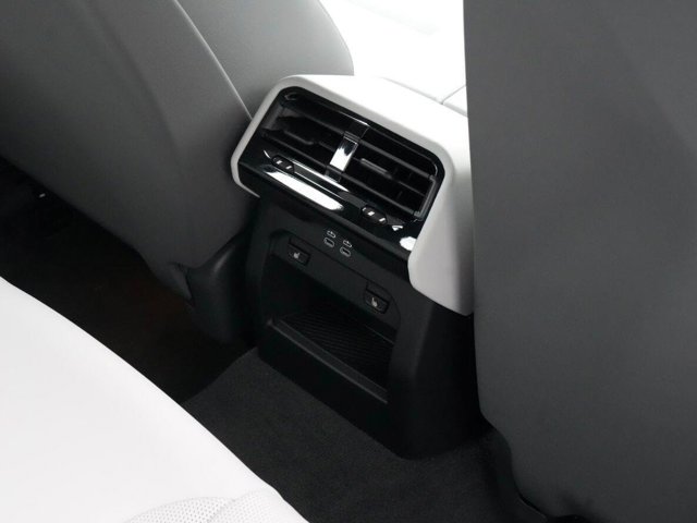 2026 BMW 5 Series 530i - Photo 42