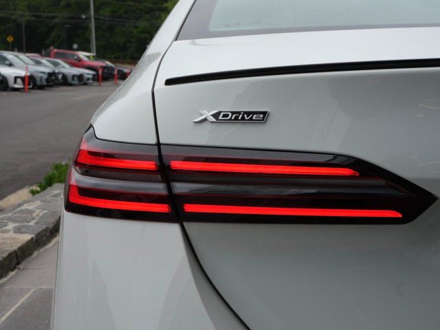 2026 BMW 5 Series 530i - Photo 58