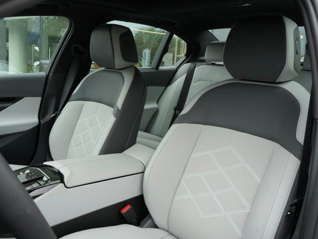 2026 BMW 5 Series 530i - Photo 34