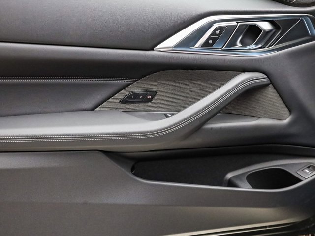 2026 BMW 4 Series M440i - Photo 45