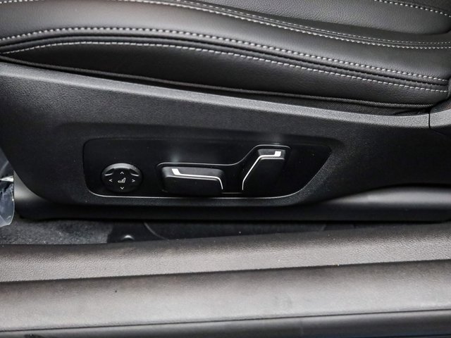 2026 BMW 4 Series M440i - Photo 46