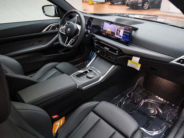 2026 BMW 4 Series M440i - Photo 55